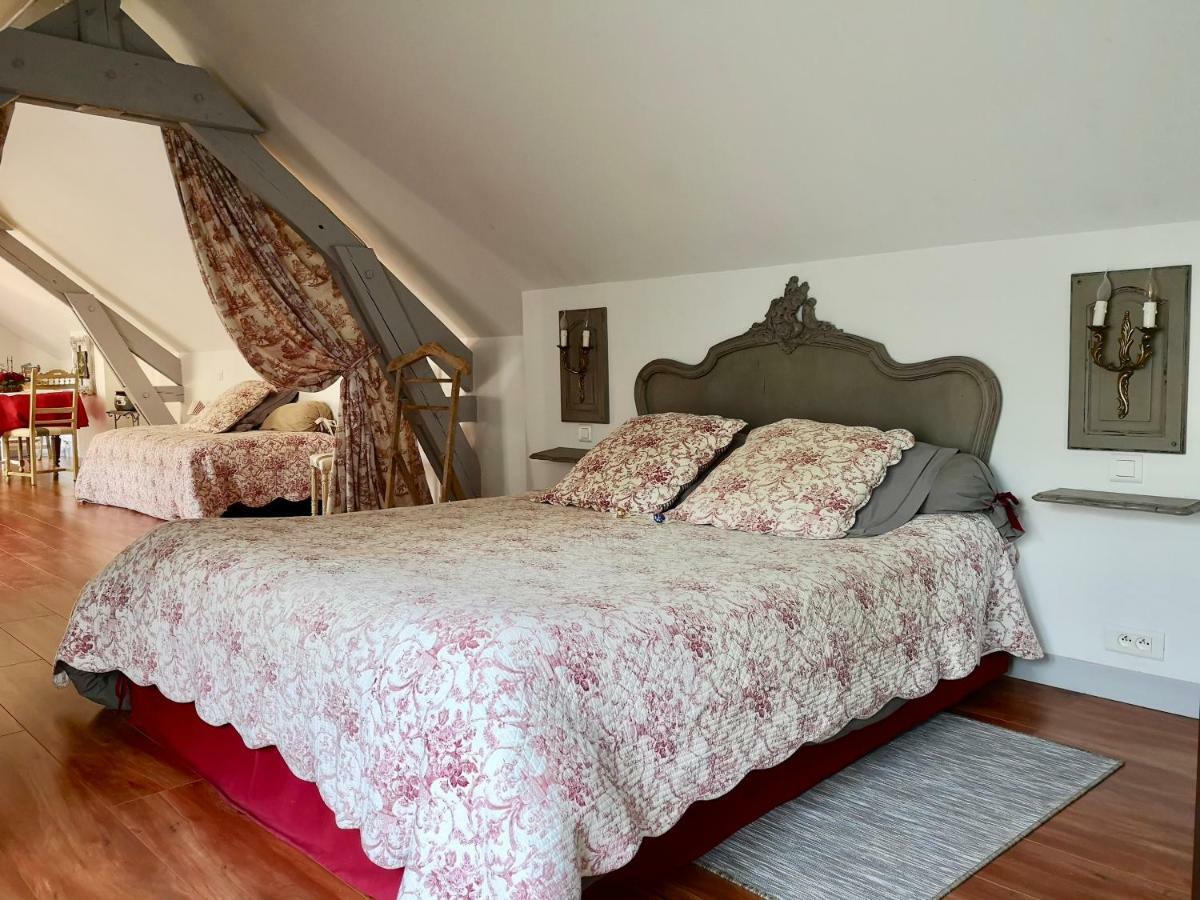 Le Domaine Des Pres Du Hom Bed and Breakfast Bézu-Saint-Éloi Buitenkant foto