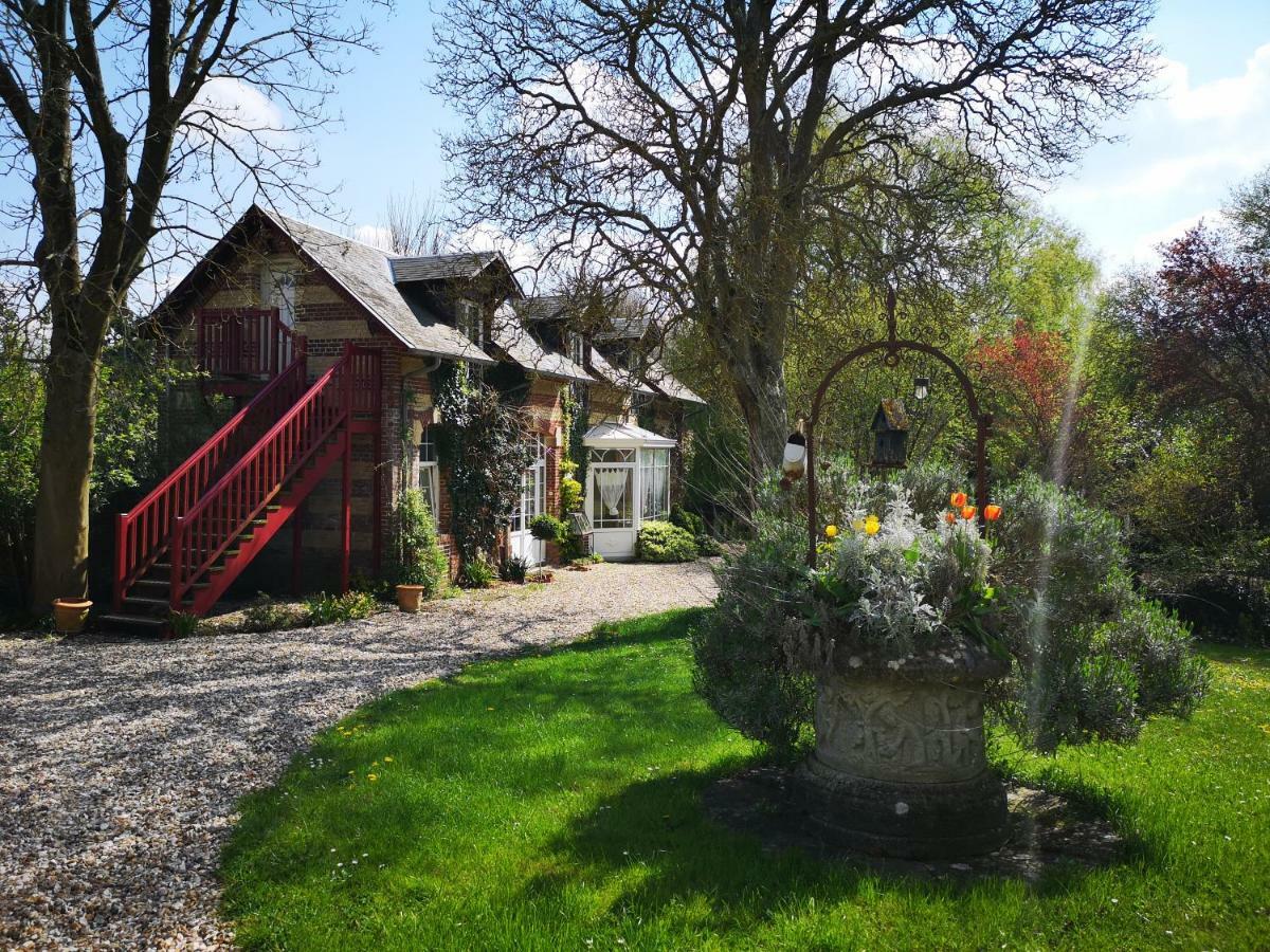 Le Domaine Des Pres Du Hom Bed and Breakfast Bézu-Saint-Éloi Buitenkant foto