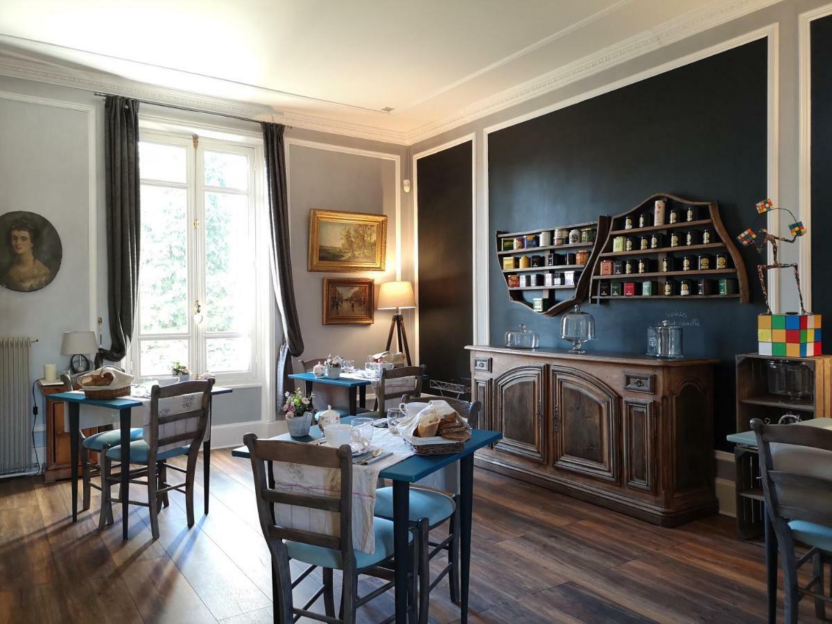 Le Domaine Des Pres Du Hom Bed and Breakfast Bézu-Saint-Éloi Buitenkant foto